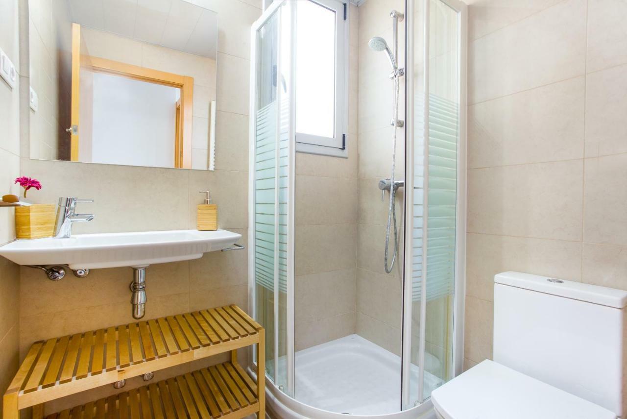 Feriapiso Apartments Palmer L'Hospitalet de Llobregat Bagian luar foto