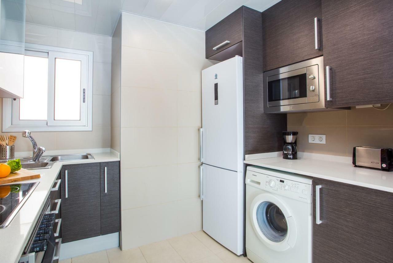 Feriapiso Apartments Palmer L'Hospitalet de Llobregat Bagian luar foto