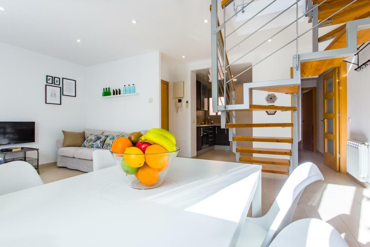 Feriapiso Apartments Palmer L'Hospitalet de Llobregat Bagian luar foto