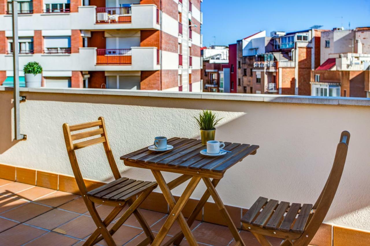 Feriapiso Apartments Palmer L'Hospitalet de Llobregat Bagian luar foto
