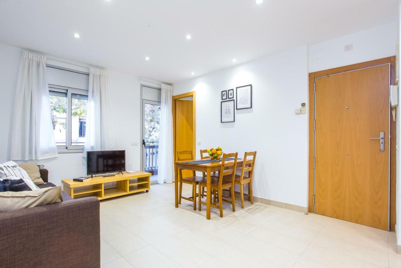 Feriapiso Apartments Palmer L'Hospitalet de Llobregat Bagian luar foto