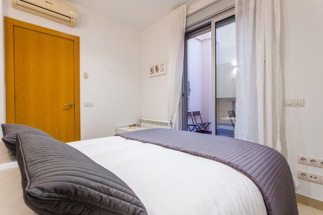 Feriapiso Apartments Palmer L'Hospitalet de Llobregat Bagian luar foto